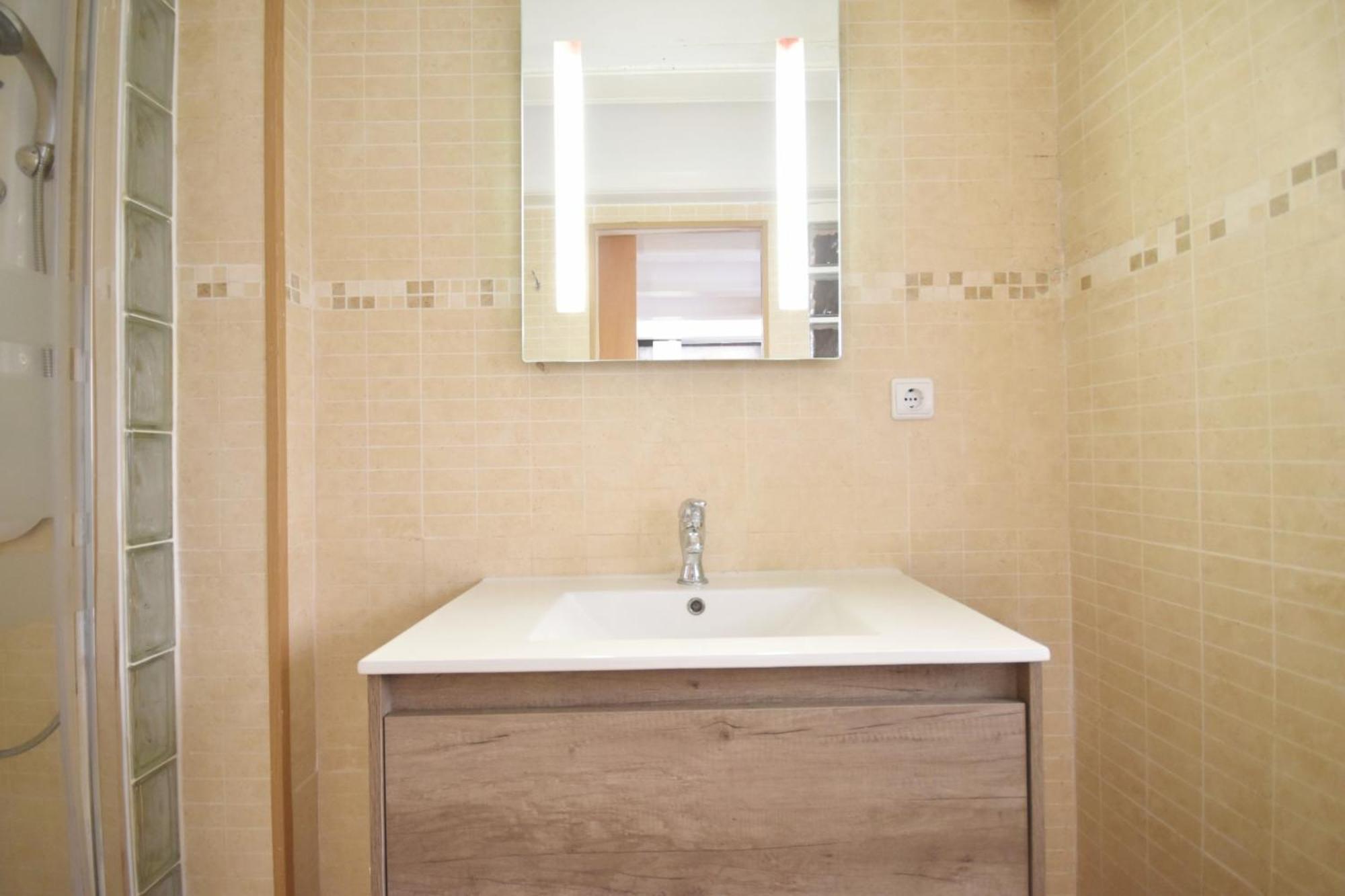 Centrico Al Lado De Torres De Quart Appartement